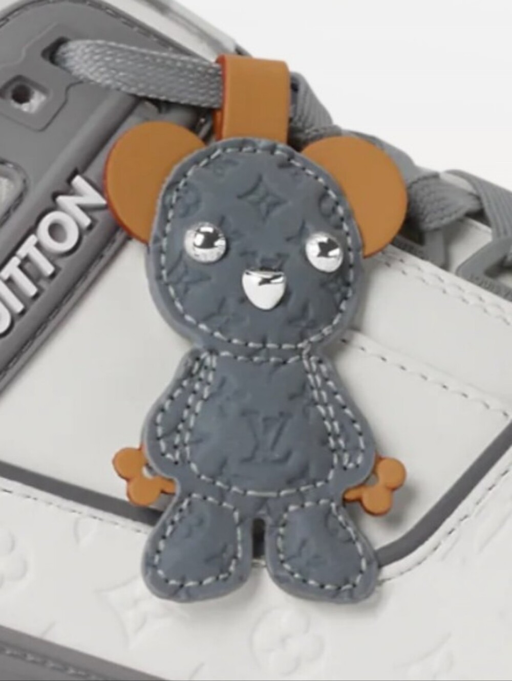 Louis Vuitton LV Leather Bear Charm Keychain